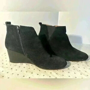 Vionic Nubuck Booties